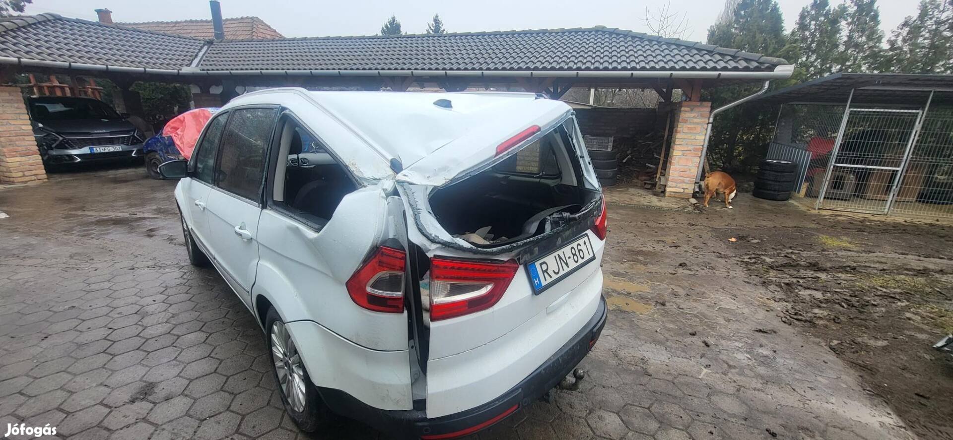 Ford Galaxy 2.0 TDCi Titanium [7 személy] Indul...